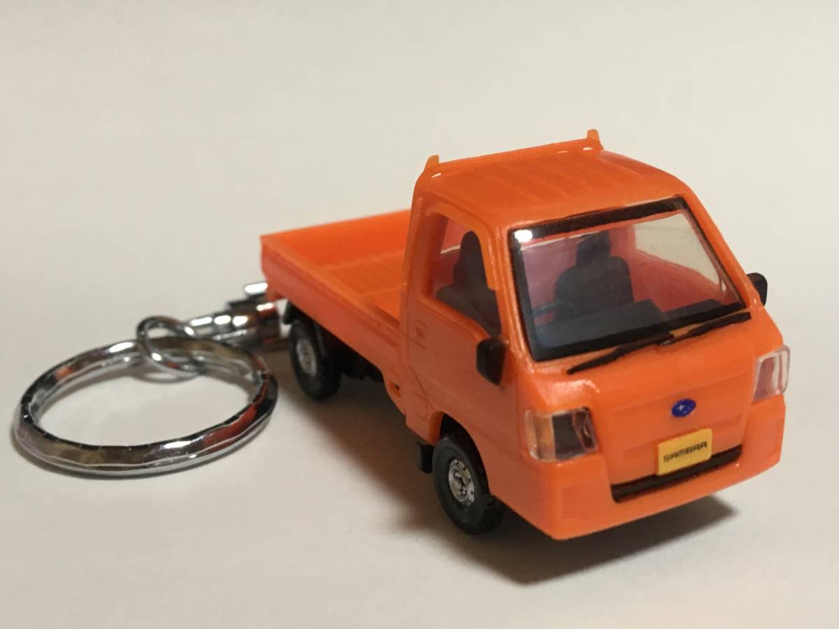 キーホルダー スバル サンバー オレンジ 軽トラ 軽自動車 フィギュア マスコット アクセサリー_画像1