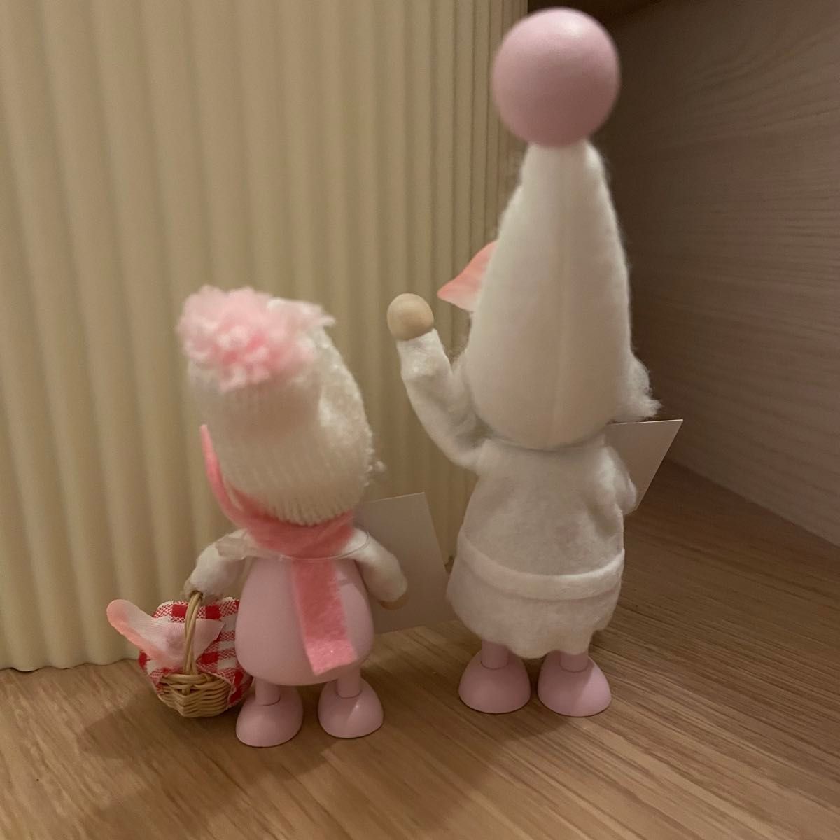 NORDIKAnisse ノルディカ ニッセ さくら / 小さな女の子と NORDIKAnisse ノルディカ ニッセ さくら / 小さな女の子と