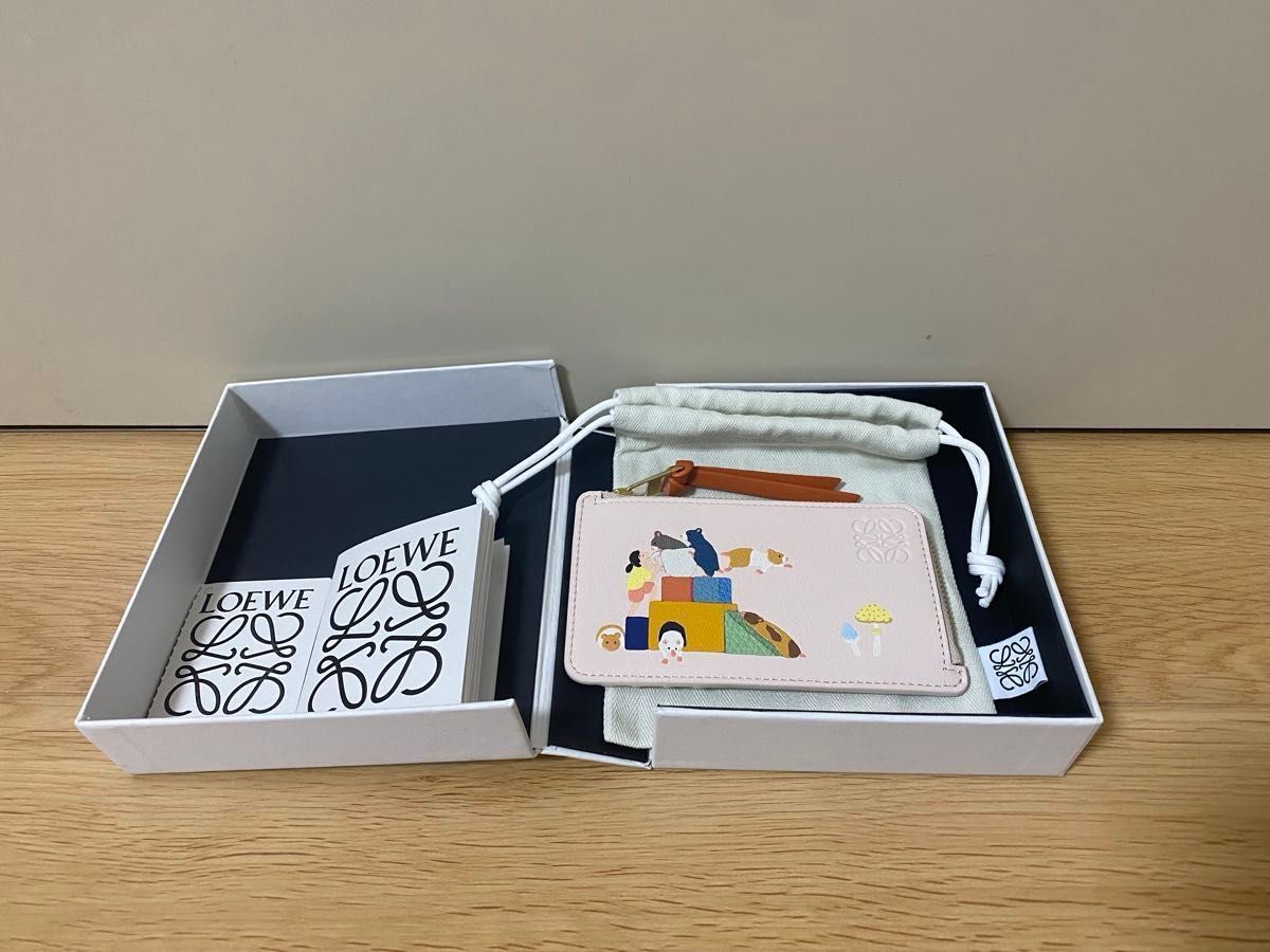 LOEWE ナッパカーフスキンのハムスターカードとコインホルダー ロエベ コインケース LOEWE イラストデザイン ハムスター コイン