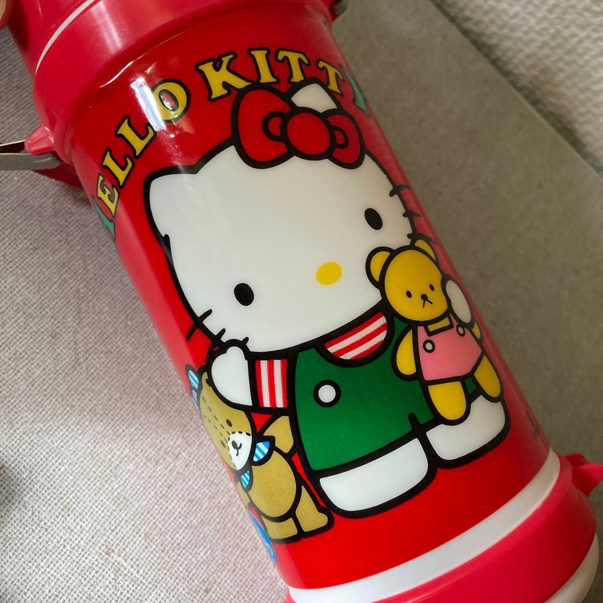 キティちゃん 水筒 昭和レトロ 平成レトロ プラ水筒 旧ロゴ キティちゃん 水筒 昭和レトロ 平成レトロ プラ水筒 旧ロゴ
