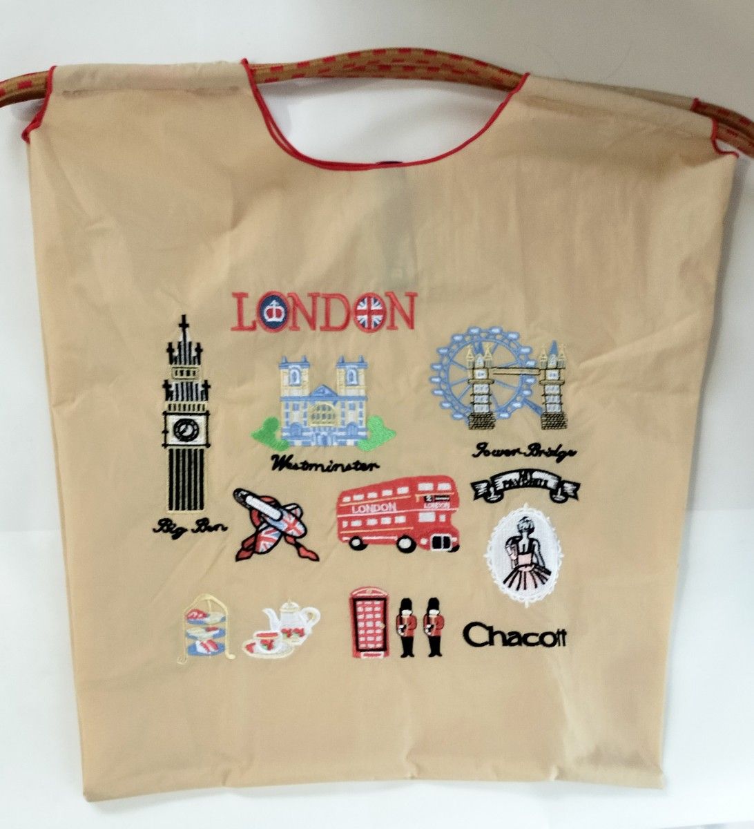 正規品 新品未使用 Chacott ロンドンデザイン エコバッグ Mサイズ 刺繍 エコバッグ ベージュ Mサイズ ロンドン チャコット トート