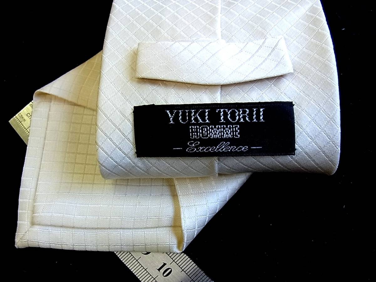 □□SALE③□№2782 【鳥居ユキ】ユキ トリイのネクタイ□フォーマル白