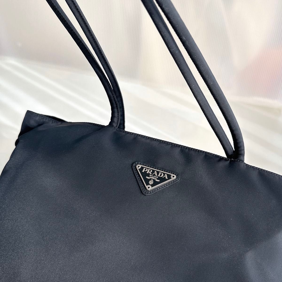 PRADA プラダ ナイロン トートバッグ ハンドバッグ 肩掛け PRADA プラダ ナイロン トートバッグ ハンドバッグ 肩掛け