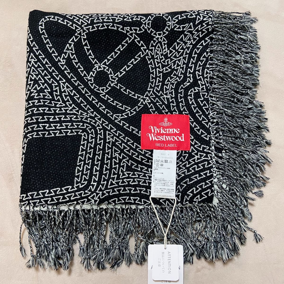 新品 未使用】Vivienne Westwood ジャカードスクエアストール 新品 未使用】Vivienne Westwood ジャカードスクエアストール