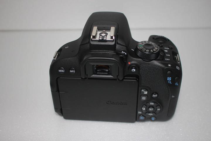 極上品☆canon kiss x9i 標準&望遠&単焦点トリプルレンズセット449