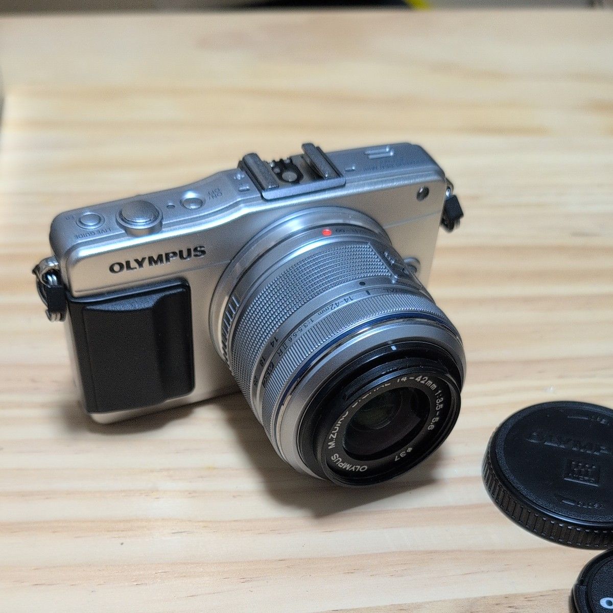 OLYMPUS PEN mini E-PM2 レンズキット シルバー|Yahoo!フリマ OLYMPUS PEN mini E-PM2 レンズキット シルバー|Yahoo!フリマ