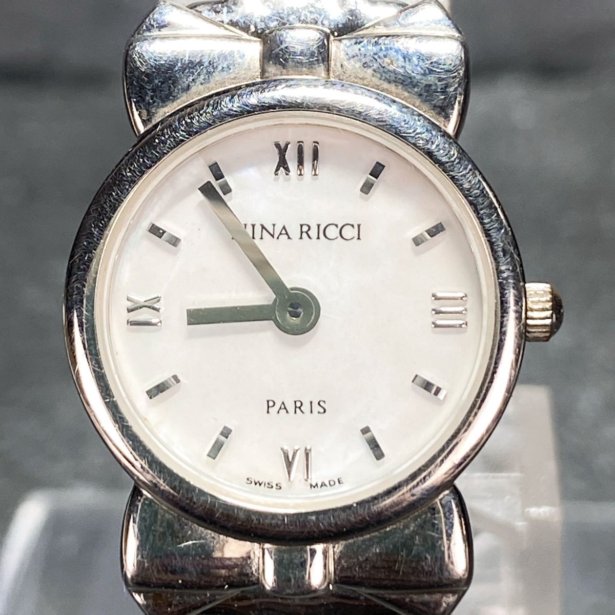 美品 NINA RICCI ニナリッチ D953 腕時計 アナログ クオーツ 美品 NINA RICCI ニナリッチ D953 腕時計 アナログ クオーツ