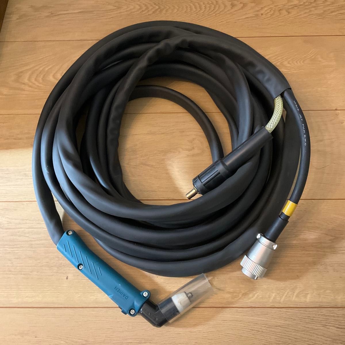 ダイヘン(DAIHEN) エアープラズマ切断機 M-1500C 中古品|Yahoo ダイヘン(DAIHEN) エアープラズマ切断機 M-1500C 中古品|Yahoo
