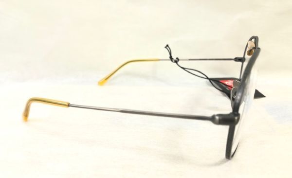 定価5.3万レイバン日本製フルチタンフレーム鯖江製メガネ眼鏡 定価5.3万レイバン日本製フルチタンフレーム鯖江製メガネ眼鏡