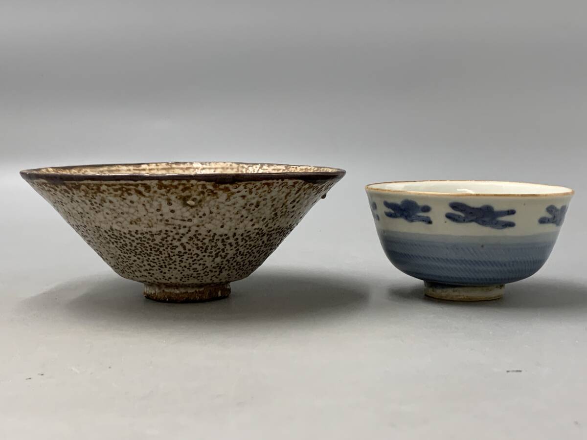 3#F/6818 瀬戸 唐津 平茶碗 染付 ぐい呑 茶道具 薄茶碗 唐津焼 3#F/6818 瀬戸 唐津 平茶碗 染付 ぐい呑 茶道具 薄茶碗 唐津焼