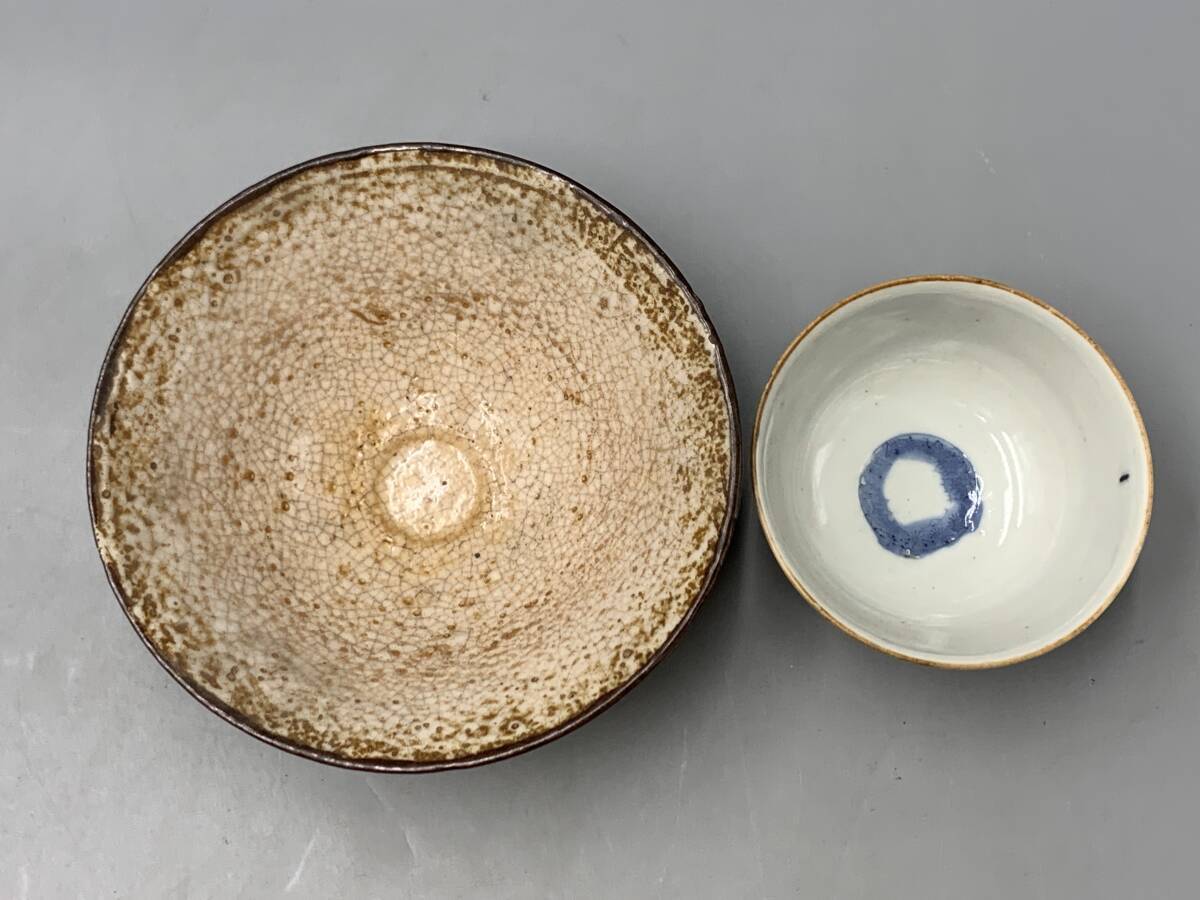 3#F/6818 瀬戸 唐津 平茶碗 染付 ぐい呑 茶道具 薄茶碗 唐津焼 3#F/6818 瀬戸 唐津 平茶碗 染付 ぐい呑 茶道具 薄茶碗 唐津焼