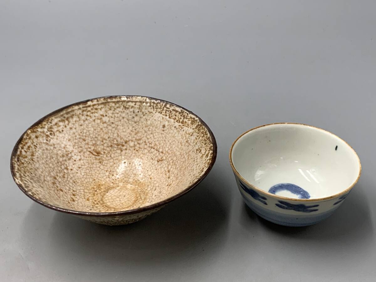 3#F/6818 瀬戸 唐津 平茶碗 染付 ぐい呑 茶道具 薄茶碗 唐津焼 3#F/6818 瀬戸 唐津 平茶碗 染付 ぐい呑 茶道具 薄茶碗 唐津焼