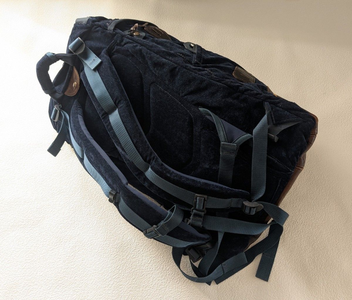 美品 visvim LAMINA 25L NAVY リュック バッグ|Yahoo!フリマ 美品 visvim LAMINA 25L NAVY リュック バッグ|Yahoo!フリマ