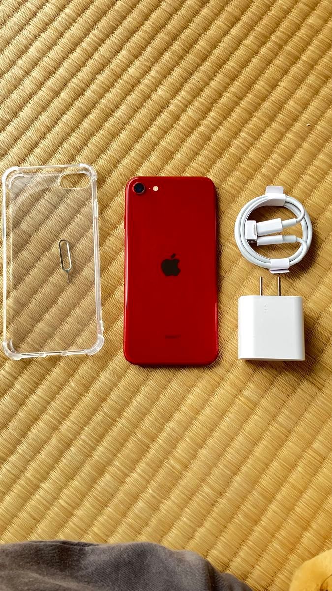 iPhoneSE3第三世代256GB simフリー100%バッテリー
