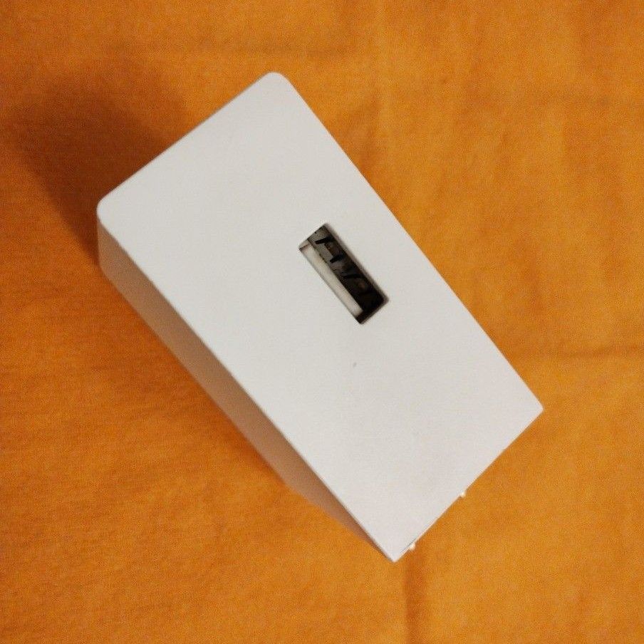 QC2.0 急速充電2 ELECOM ADP31-012 QualcommQuickCharge2.0 12V対応ACアダプタ