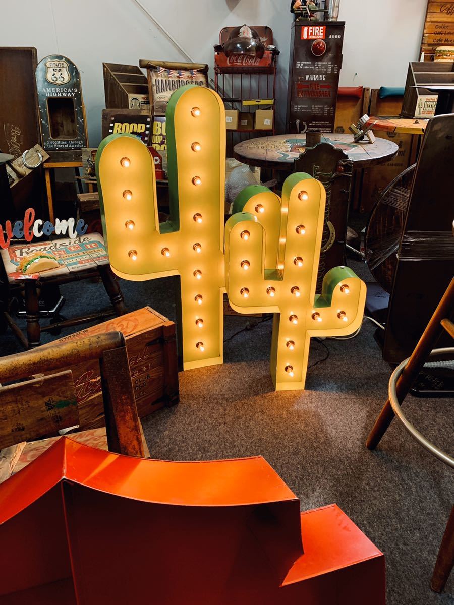 american Dyna -/ Western bar & Live house /kaktas illumination signboard (L*S set ) wall hung type cactus type large signboard /# store furniture 