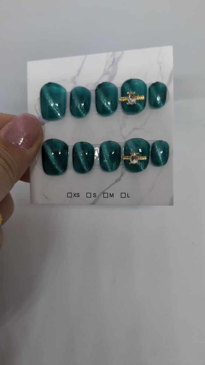 【現品】ベリーショート ネイルチップ マグネットネイル