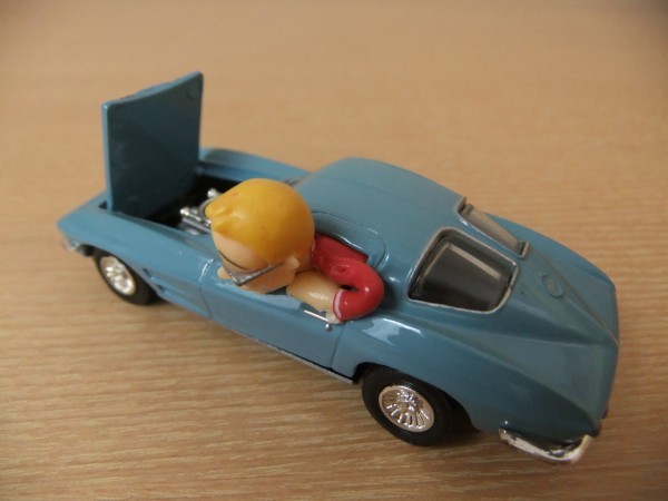  место san *tokoro san Racing Champion 1963 Chevrolet Corvette бледно-голубой есть дефект 