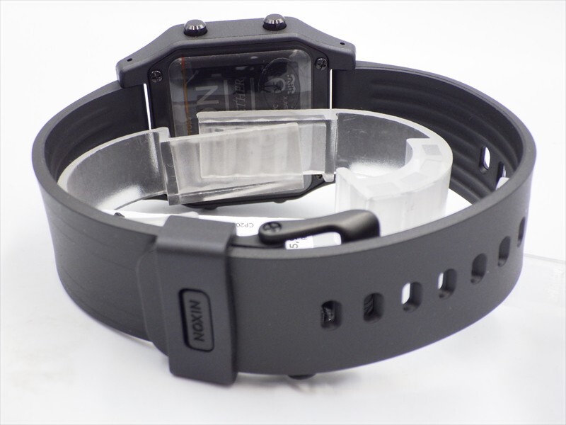 397662【1円スタート】NIXON ニクソン 稼動品 クロノグラフ 397662【1円スタート】NIXON ニクソン 稼動品 クロノグラフ