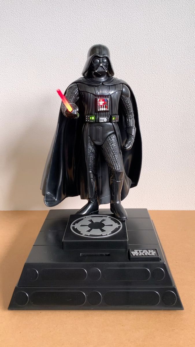 スターウォーズ ダースベイダー 貯金箱