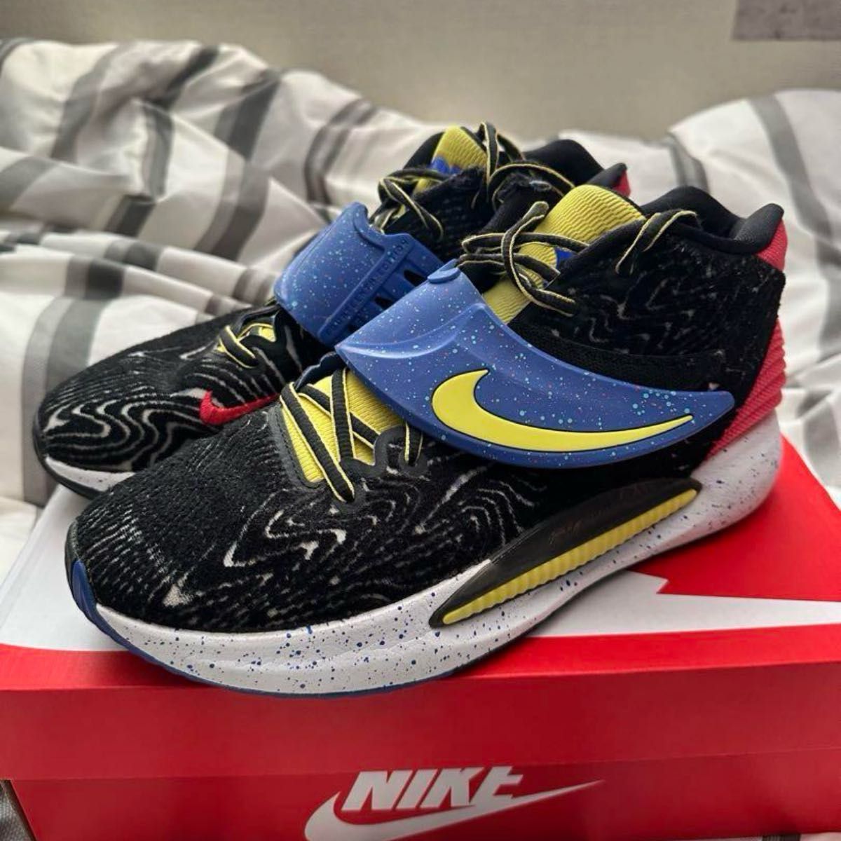 NIKE KYRIE 7 EP BLACK/MULTI-COLOR 27cm