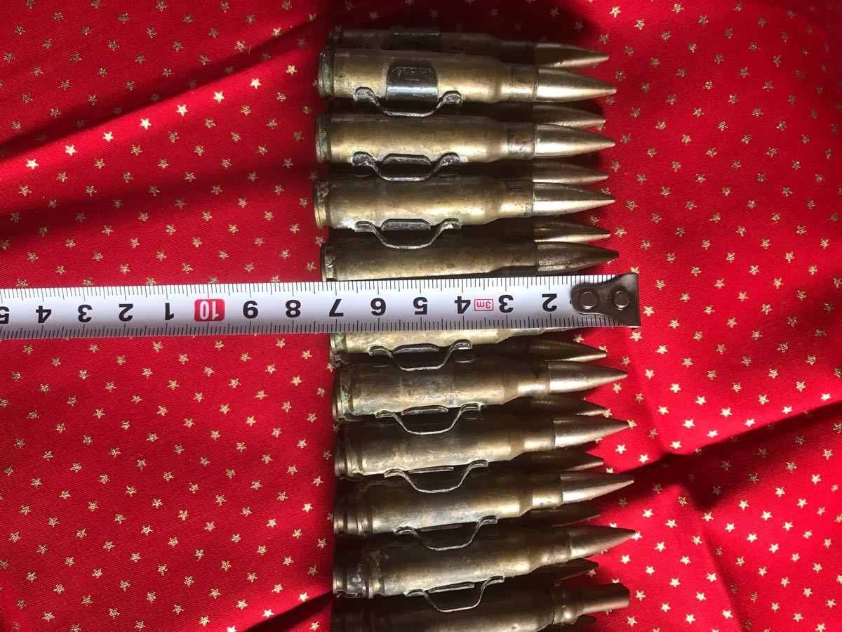 銃弾のベルトの様なものです 2