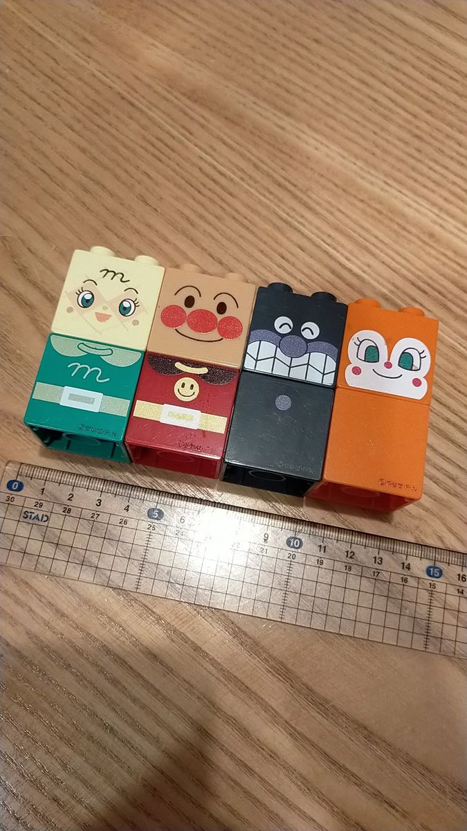 アンパンマンとなかまたちブロックセット 4組まとめて ハンカチおまけ