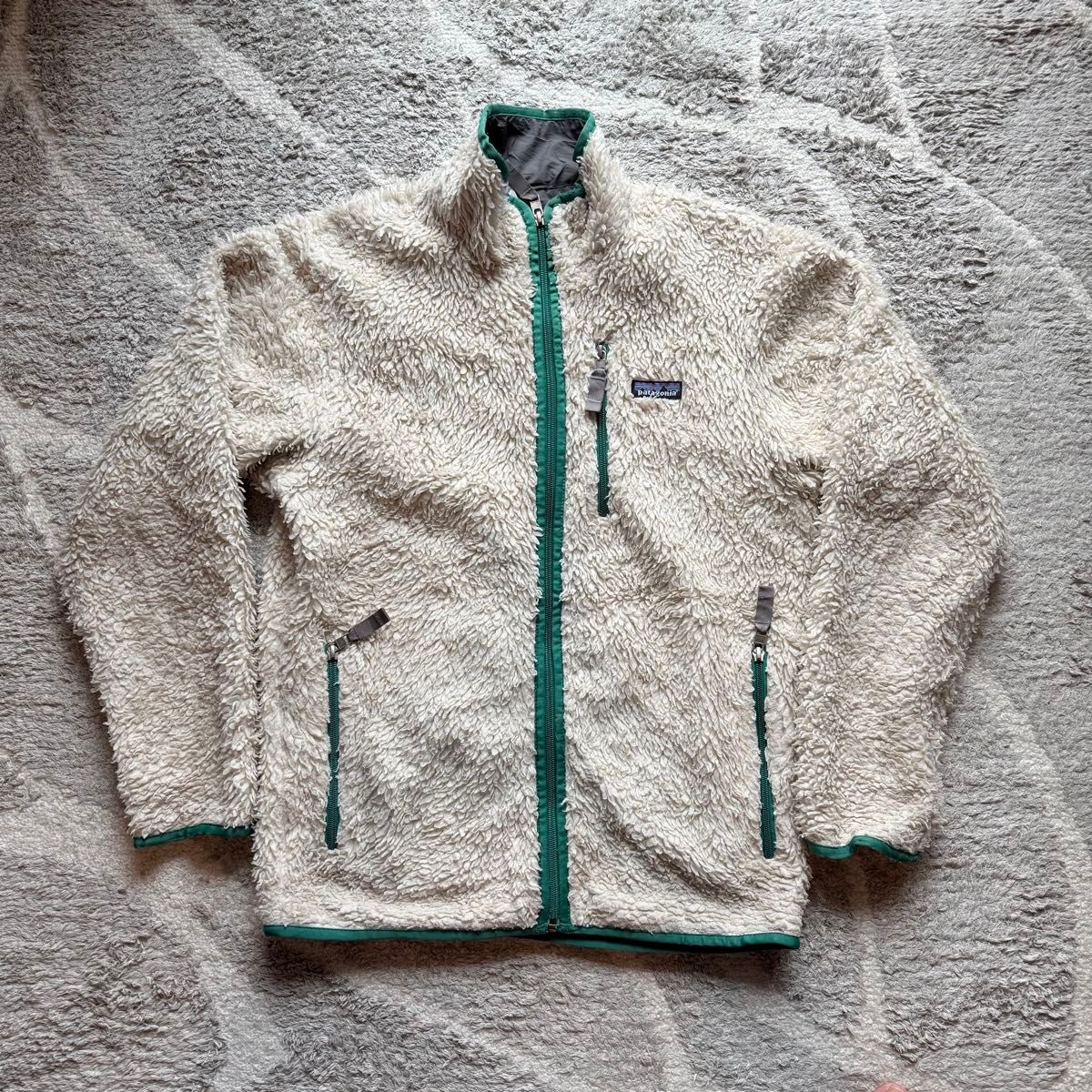 希少美品 パタゴニア レトロカーディガン patagonia 高橋一生 S 希少美品 パタゴニア レトロカーディガン patagonia 高橋一生 S