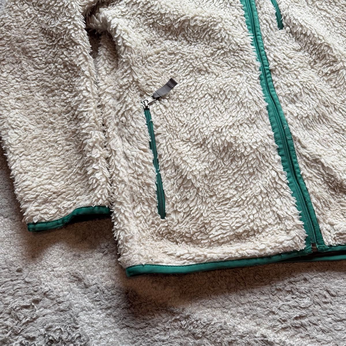 希少美品 パタゴニア レトロカーディガン patagonia 高橋一生 S 希少美品 パタゴニア レトロカーディガン patagonia 高橋一生 S