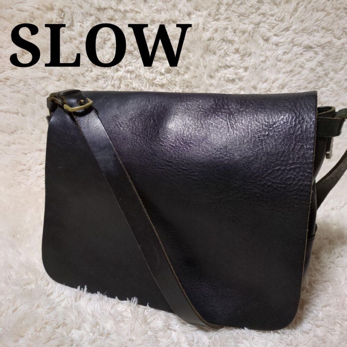 美品 SLOW レザーショルダーバッグ メッセンジャーバッグ 美品 SLOW レザーショルダーバッグ メッセンジャーバッグ