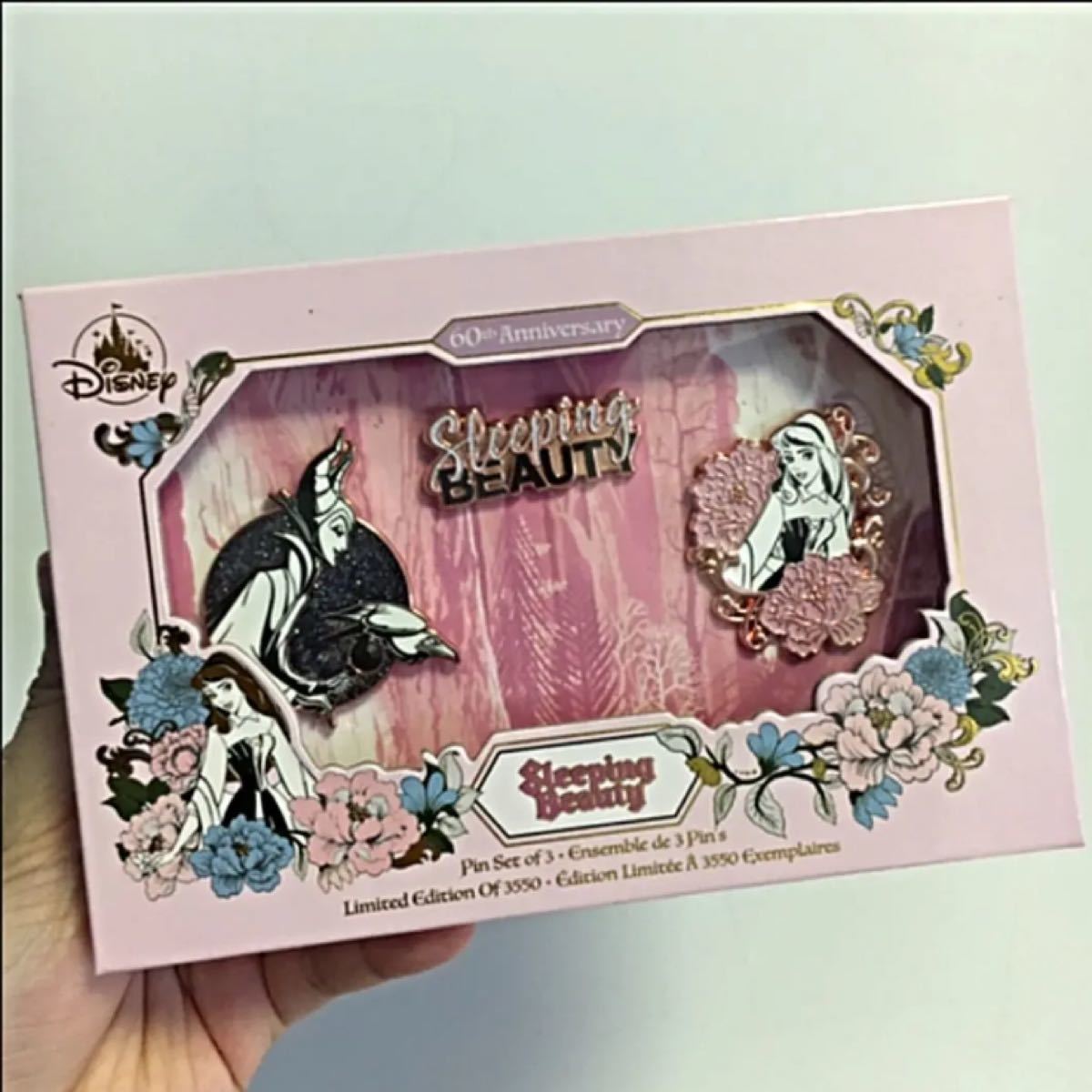 Paypayフリマ 眠れる森の美女 60周年記念ピンバッジ ディズニー レア 世界限定 オーロラ姫 Paypayフリマ 眠れる森の美女 60周年記念ピンバッジ ディズニー レア 世界限定 オーロラ姫