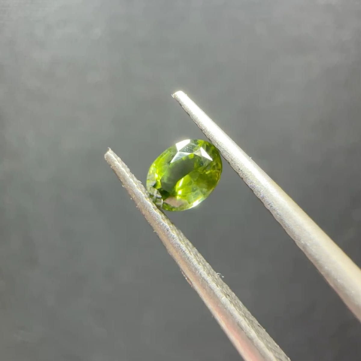 グリーンジルコン 0.26ct