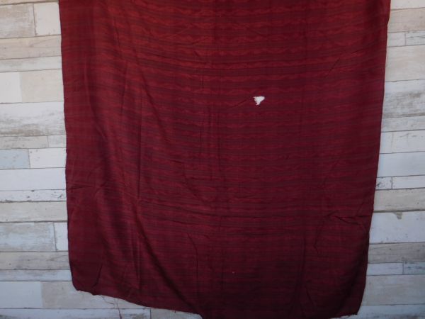 タイ　マッドミー シルクオールドクロス全NO.32 95x172cm 紫　模様シルク細い絹糸　美しい　ｍａｄｍｅｅ　ｐａｓｈｉｎ　パ　シン_画像3