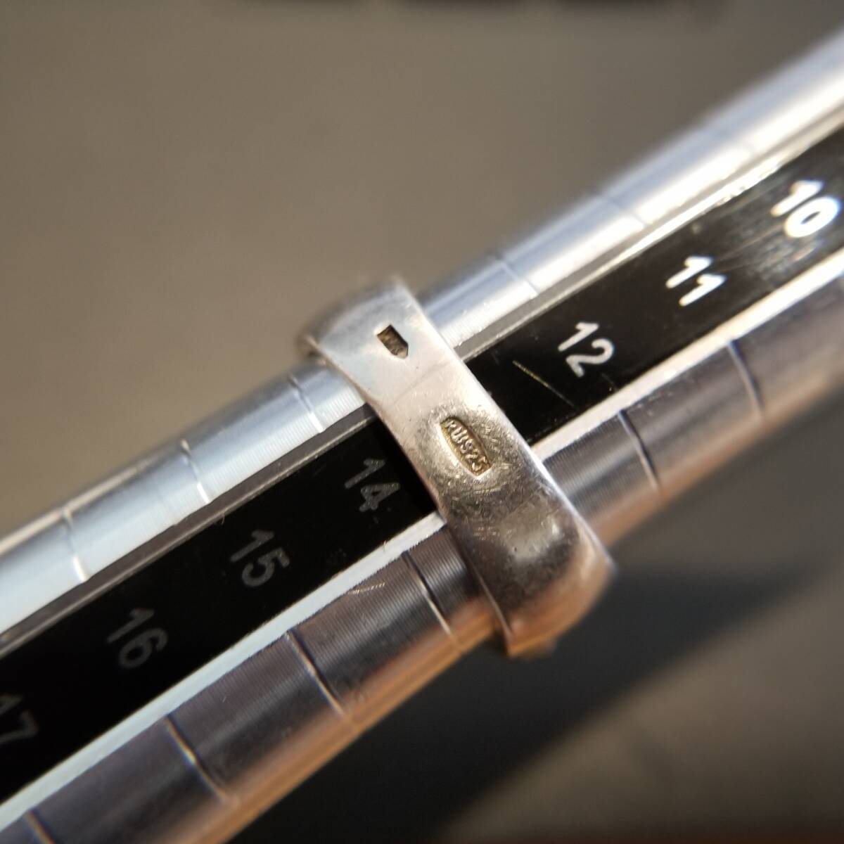 ウクライナ ヴィンテージ 葉っぱと蔓 925 シルバー フローラル リング 銀 幅広 テーパード 指輪 大ぶり 存在感 ユニセックス Y22-F_画像6