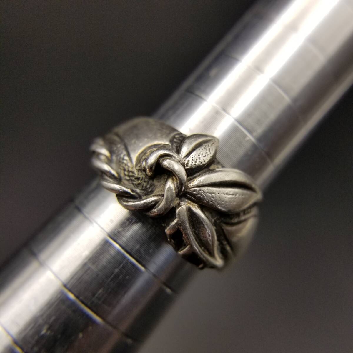 ウクライナ ヴィンテージ 葉っぱと蔓 925 シルバー フローラル リング 銀 幅広 テーパード 指輪 大ぶり 存在感 ユニセックス Y22-F_画像7