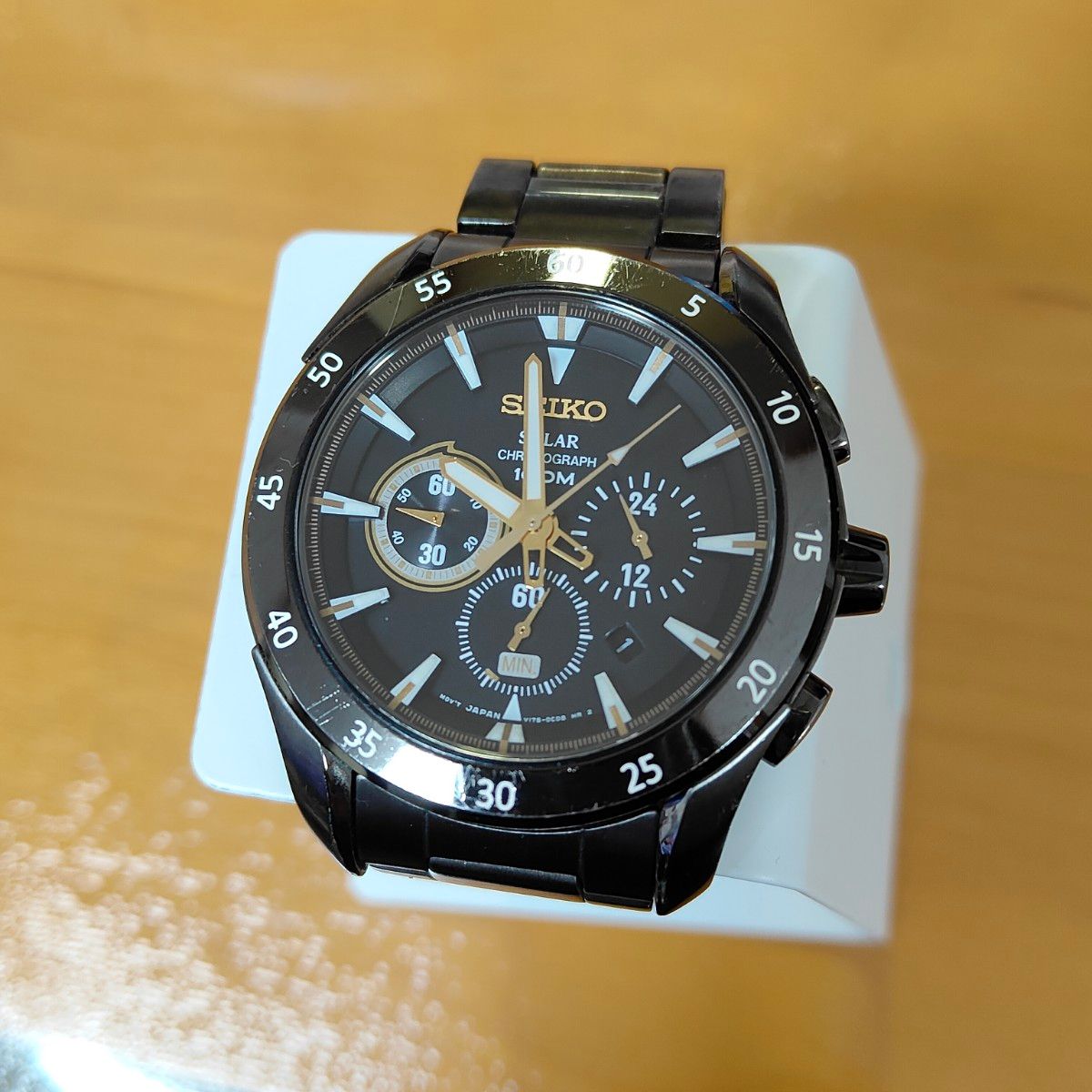 セイコーSEIKO V175 ソーラー クロノグラフ 黒