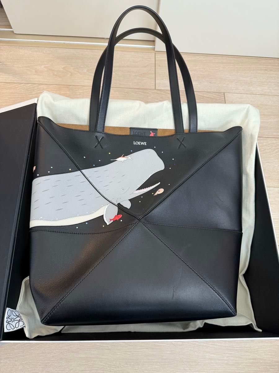 LOEWE スナフジタ クジラ パズルフォルドトート|Yahoo!フリマ LOEWE スナフジタ クジラ パズルフォルドトート|Yahoo!フリマ