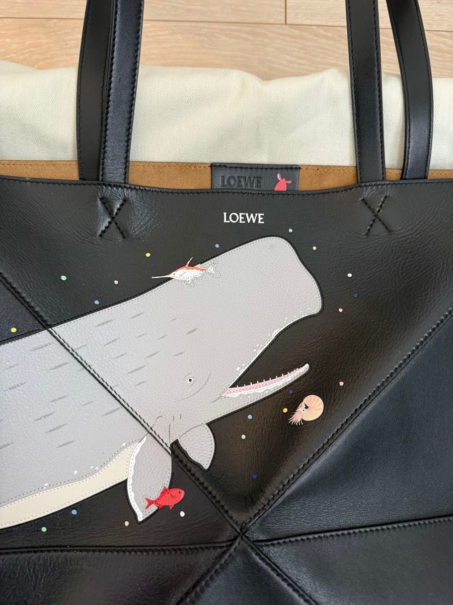 LOEWE スナフジタ クジラ パズルフォルドトート|Yahoo!フリマ LOEWE スナフジタ クジラ パズルフォルドトート|Yahoo!フリマ