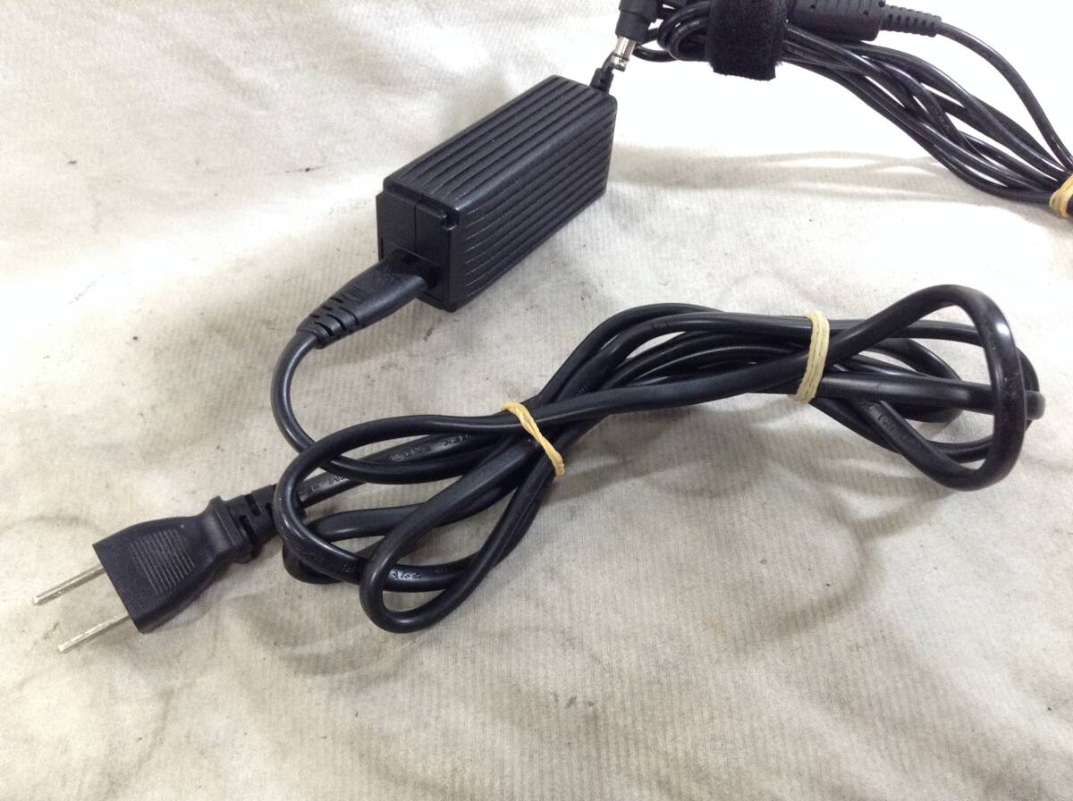 Z-692 Panasonic 制 CF-AA62J2C M1 仕様 16V 2.8A ノートPC用ACアダプター 即決品