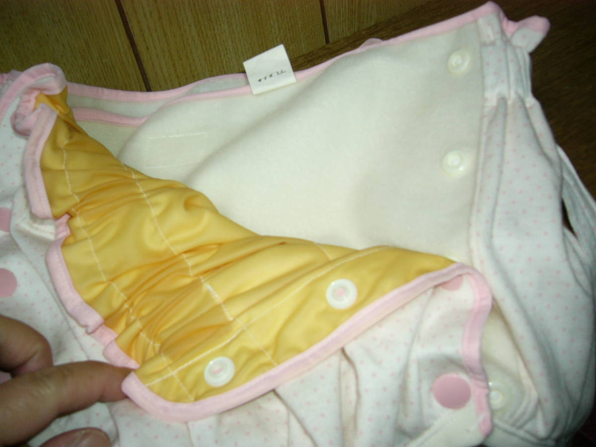  adult diaper cover OP made white ground . pink. polka dot knitted reverse side la Tec s0.25 millimeter small of the back cord two -ply . is water-repellent 0.3 pra hook length 1 row &. width 2 piece unused 