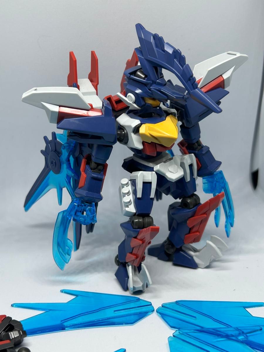 プラモデル 組立済 模型 LBX ディレギウディア プラモデル 模型 ロボット 組み立て済み 組立済 LBX ダンボール
