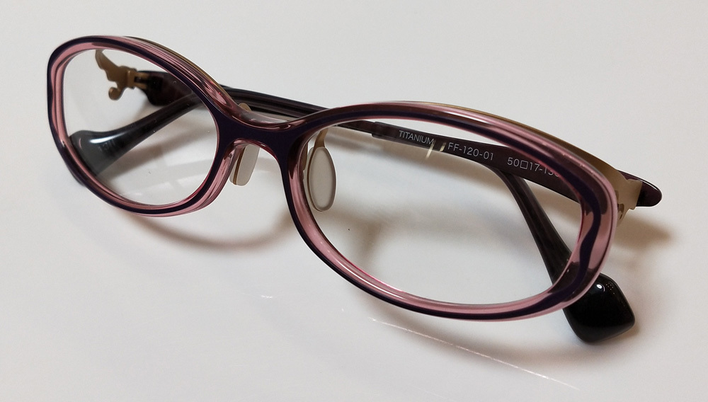 通販 バッグ やわらかい丸みを帯びたやさしいフォルムで顔なじみの良い