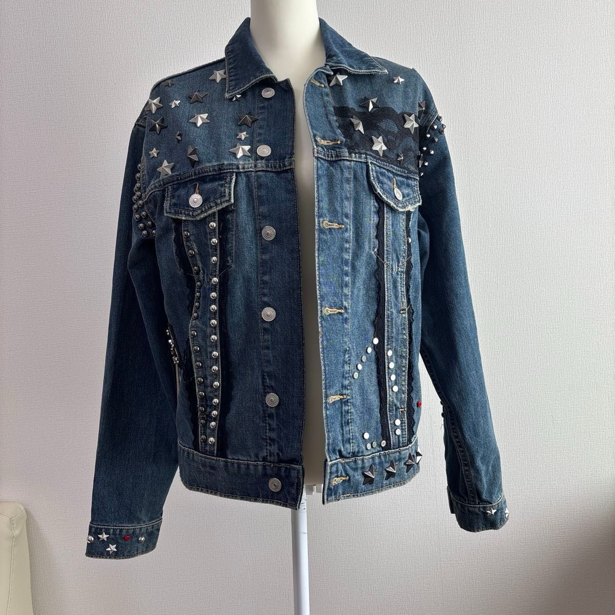 ZARA ザラ デニムジャケット オーバーサイズ ジージャン スター ZARA ザラ デニムジャケット オーバーサイズ ジージャン スター