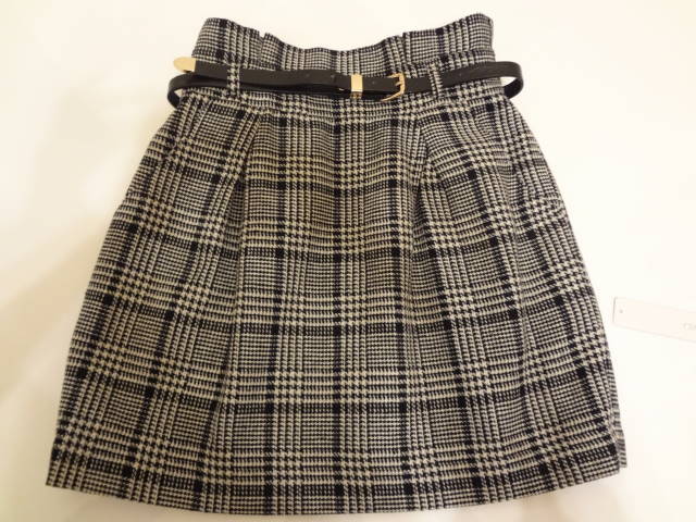 CECIL MCBEE☆ベルト付き☆スカート☆新品_画像1