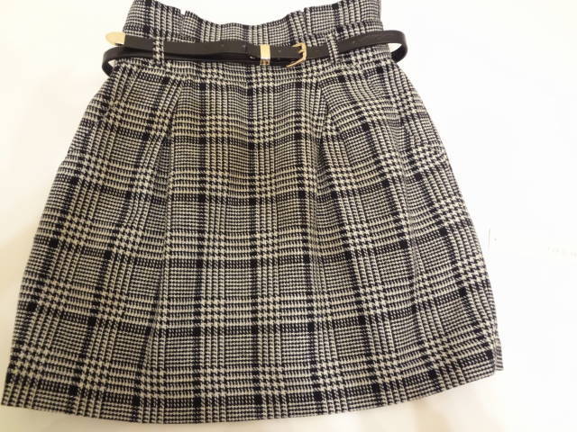 CECIL MCBEE☆ベルト付き☆スカート☆新品_画像2