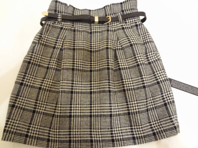 CECIL MCBEE☆ベルト付き☆スカート☆新品_画像3