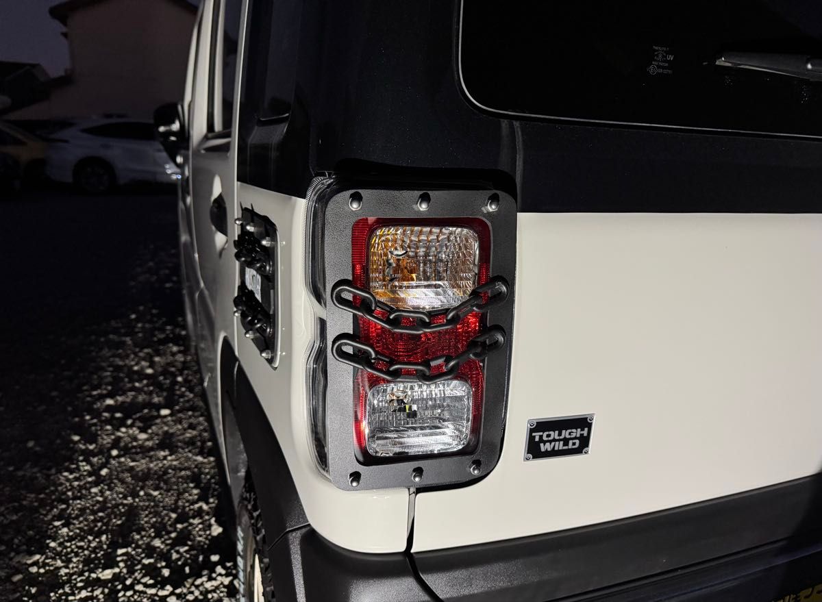 スズキ ハスラーmr92s 52s テールランプガード スズキ ハスラーmr92s 52s テールランプガード 左右|Yahoo