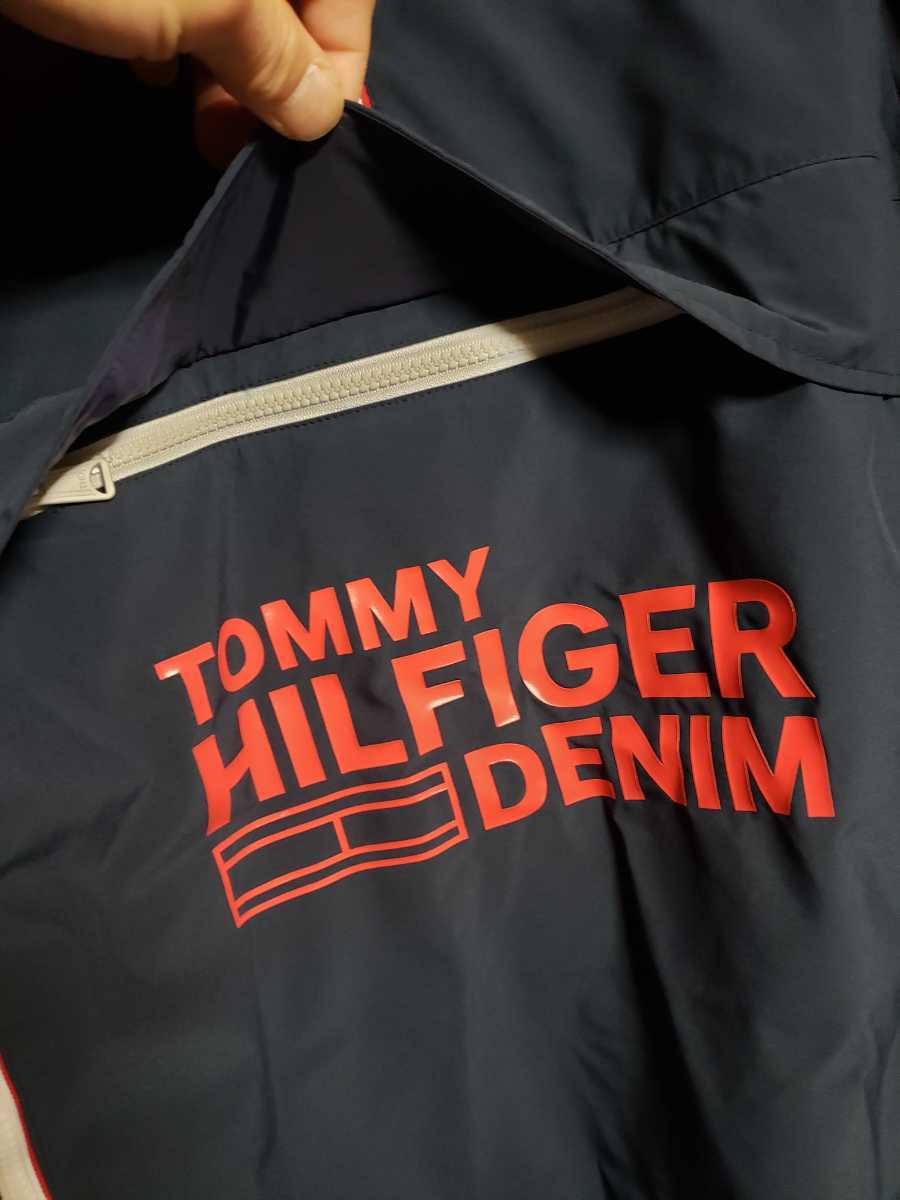 TOMMY HILFIGER DENIM トミーヒルフィガー　プルオーバー　ナイロンパーカー　L 美品　オーバーサイズ　ジャケット_画像4