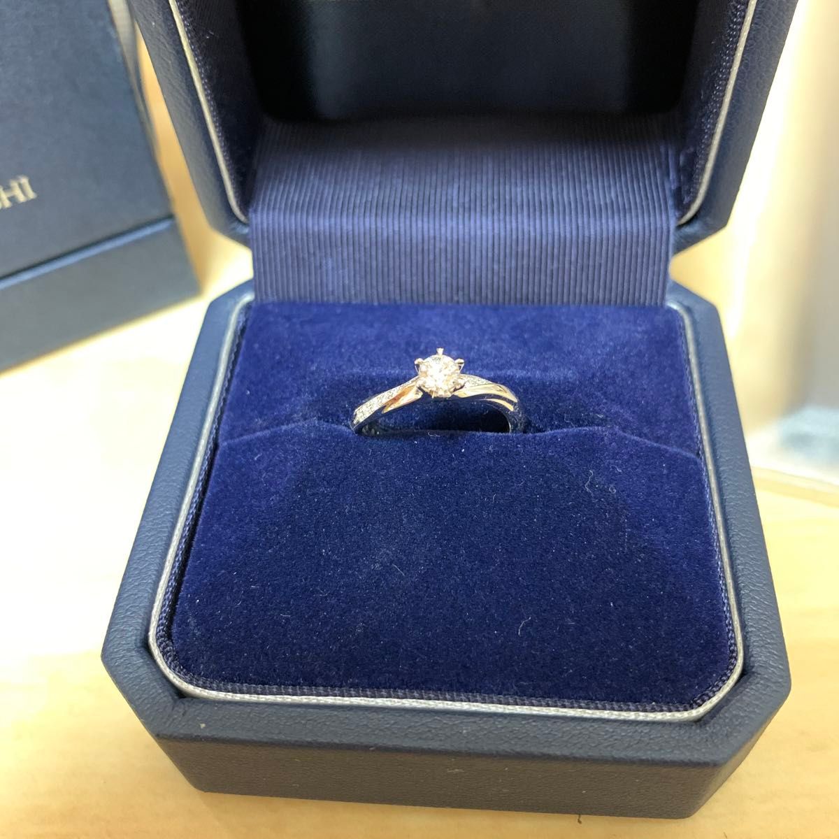 ぶ*ん様 銀座ダイヤモンドシライシ 結婚指輪 ペア 7号 13号 プラチナ pt 銀座ダイヤモンドシライシ 婚約指輪 箱 鑑定書付き アクセサリー