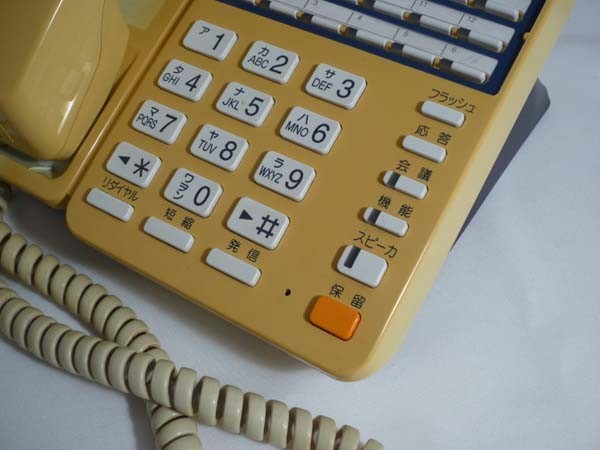 タムラ（Tamra）製　TD230(W)電話機　山吹色　中古品　MT200bm主装置などに接続できます　[TM927]_画像3